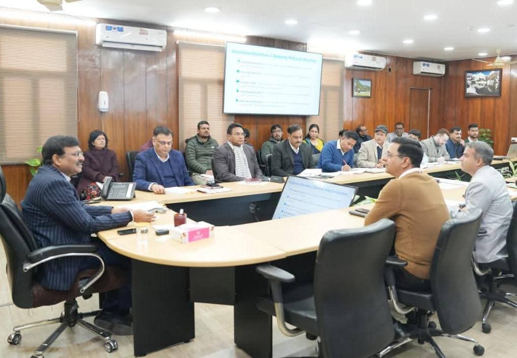 बेसहारा पशुओं के मुद्दे पर मुख्य सचिव के अहम निर्देश