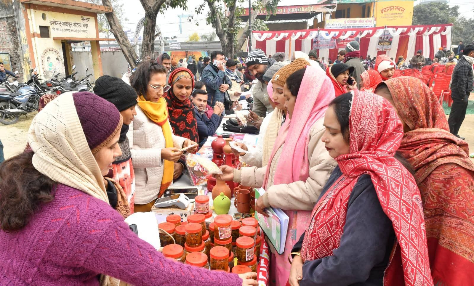जन जन की सरकार कार्यक्रम में उमड़ी लोगों की भीड़