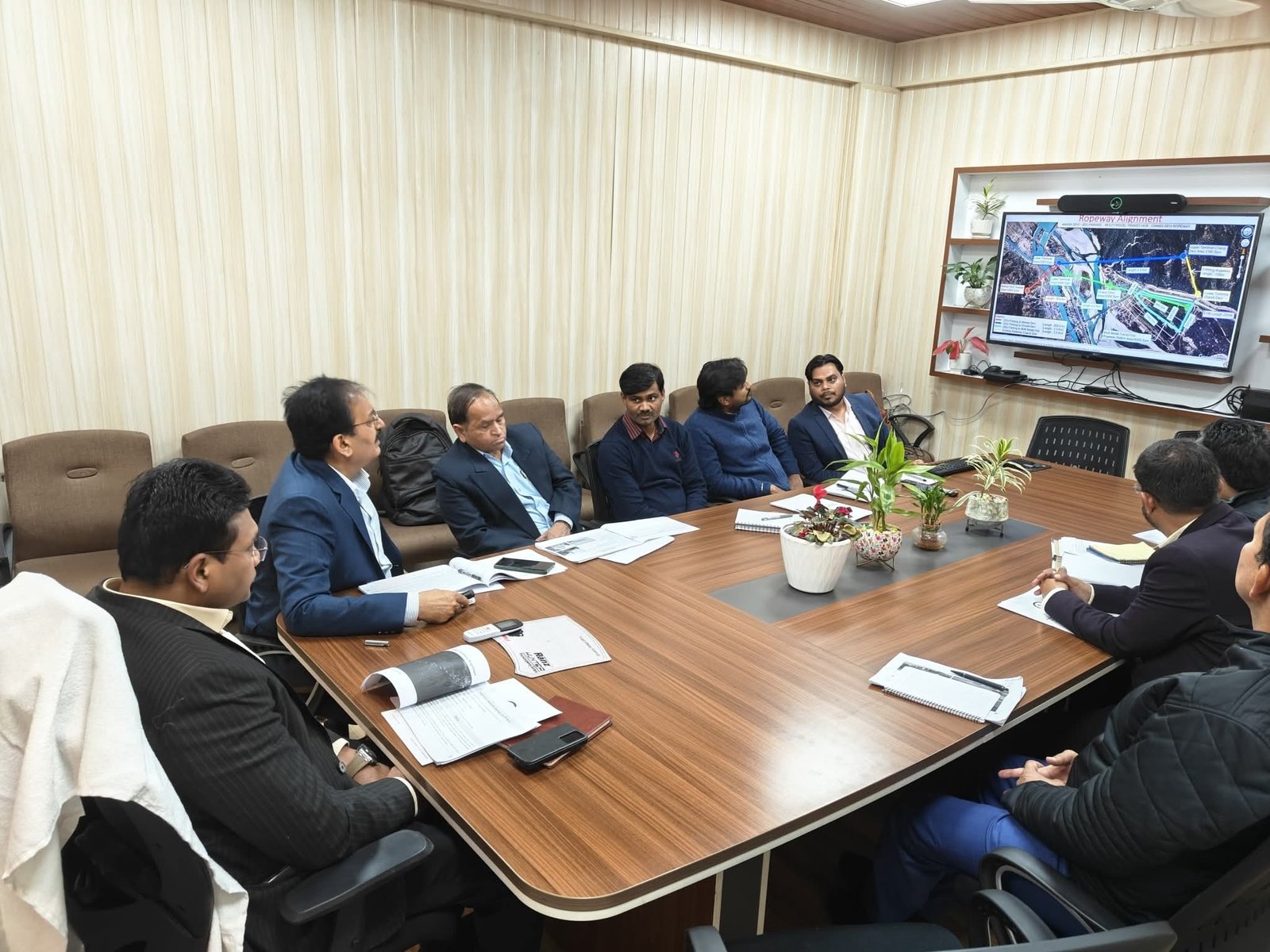 परिवहन प्रणाली बेहतर बनाने की कवायद जारी