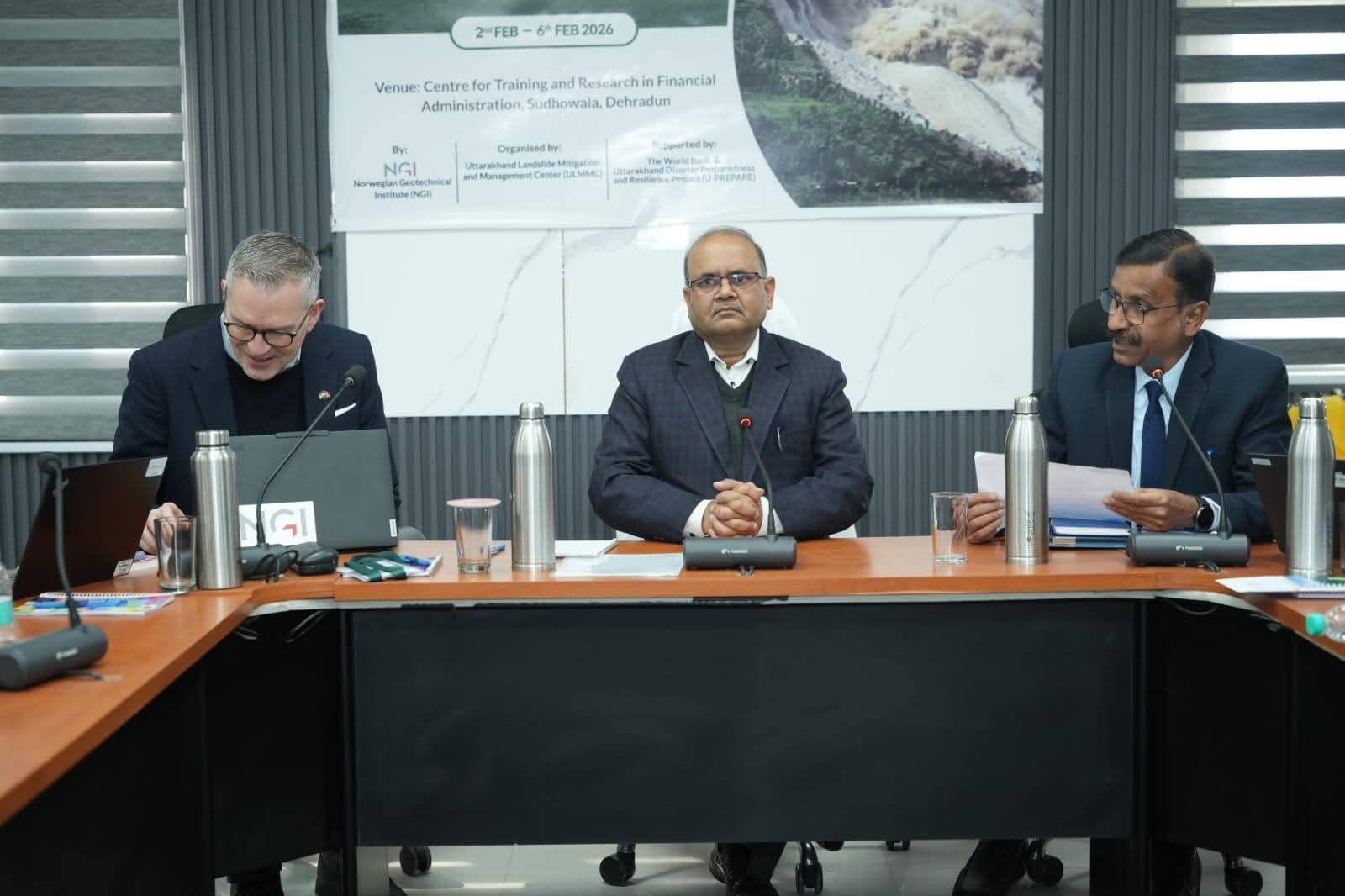 भूस्खलन की चुनौतियों से निपटने के लिए देहरादून में कार्यशाला