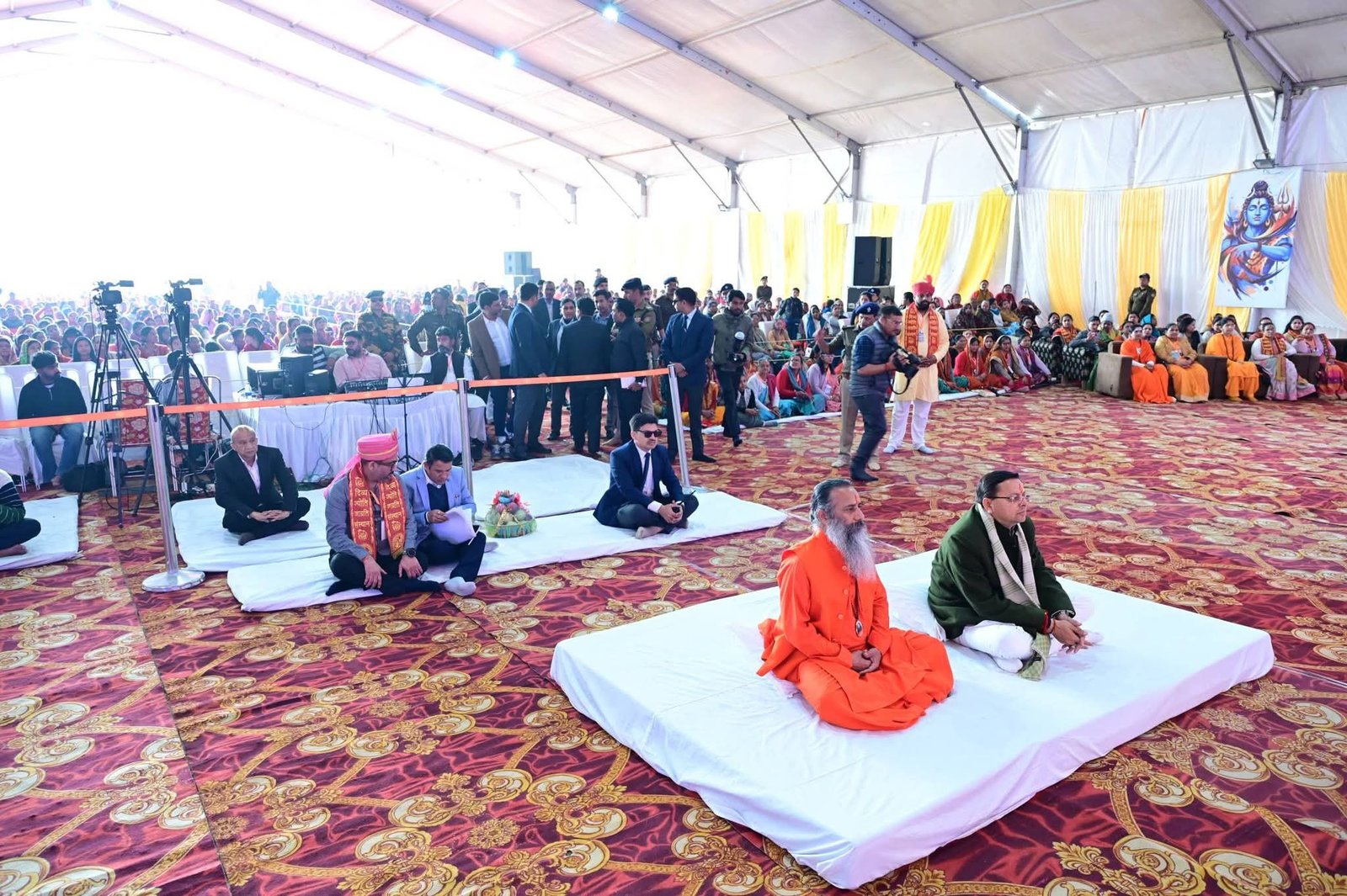 सीएम धामी ने हल्द्वानी में शिवकथा में शिरकत की