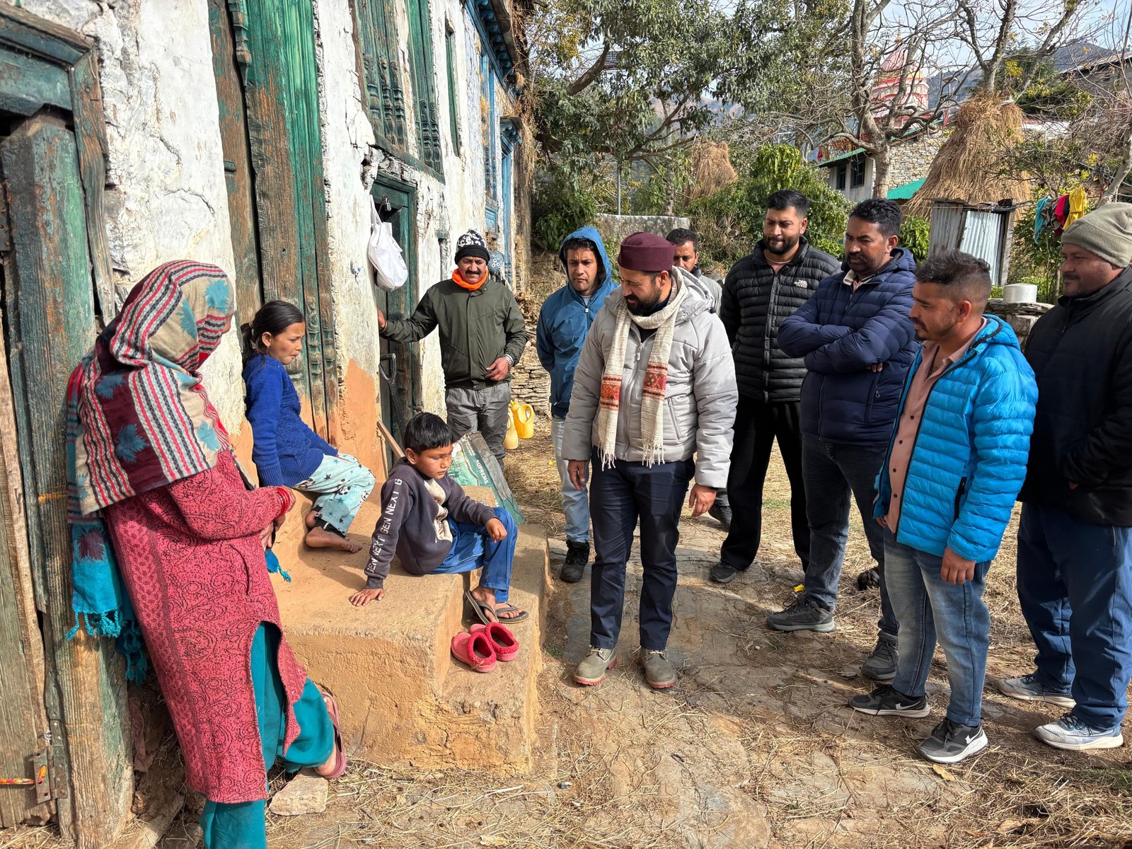 पिथौरागढ़ में ऋषेंद्र महर ने जाना गुलदार के हमले में घायल बच्चे का हाल, सरकार को दिए सुझाव