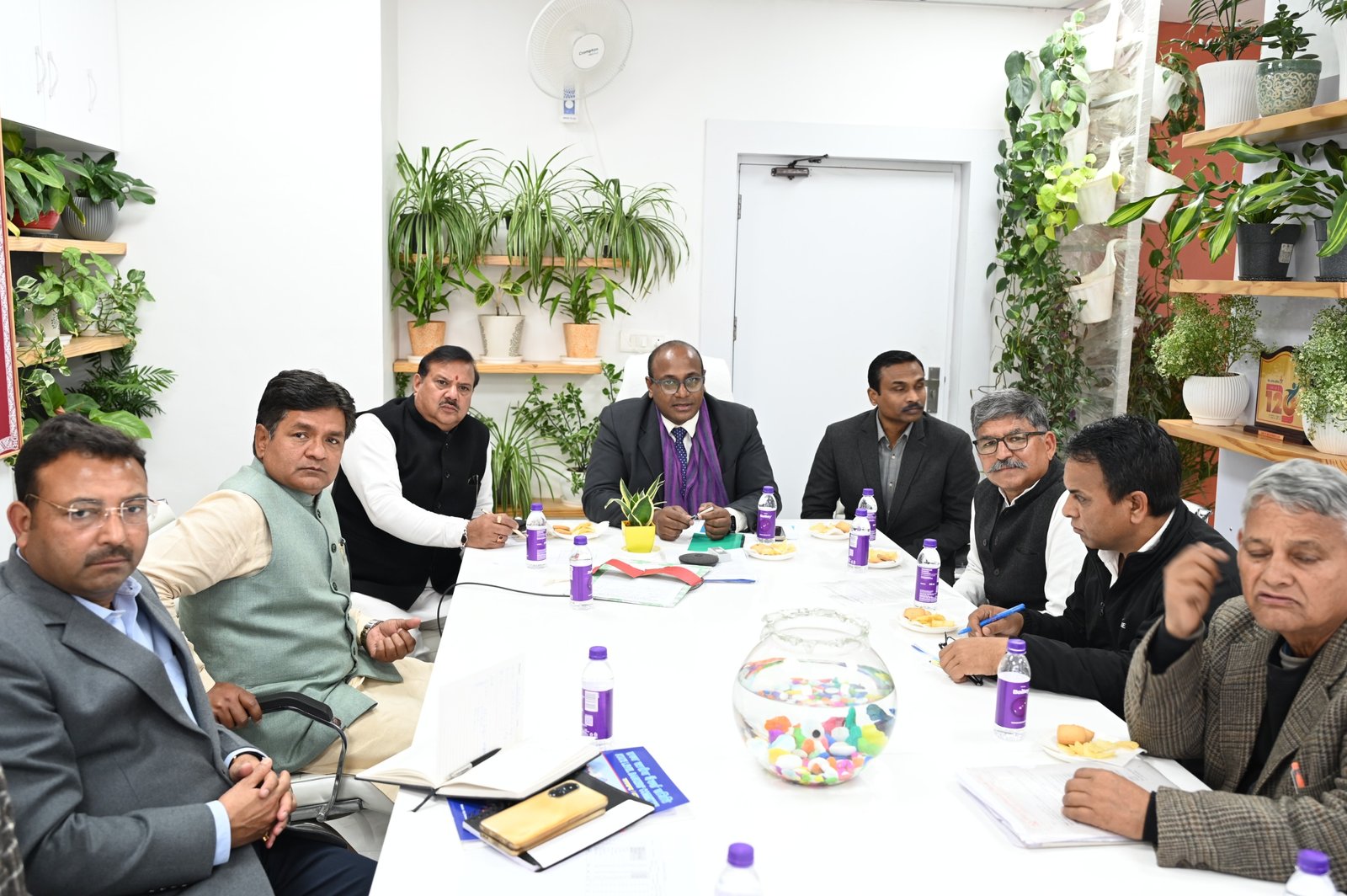 उत्तराखंड निर्वाचन आयोग के साथ राजनीतिक दलों के प्रतिनिधियों की बैठक, पिथौरागढ़ से बीजेपी नेता बीरेंद्र वल्दिया भी हुए शामिल, रखी ये अहम मांग