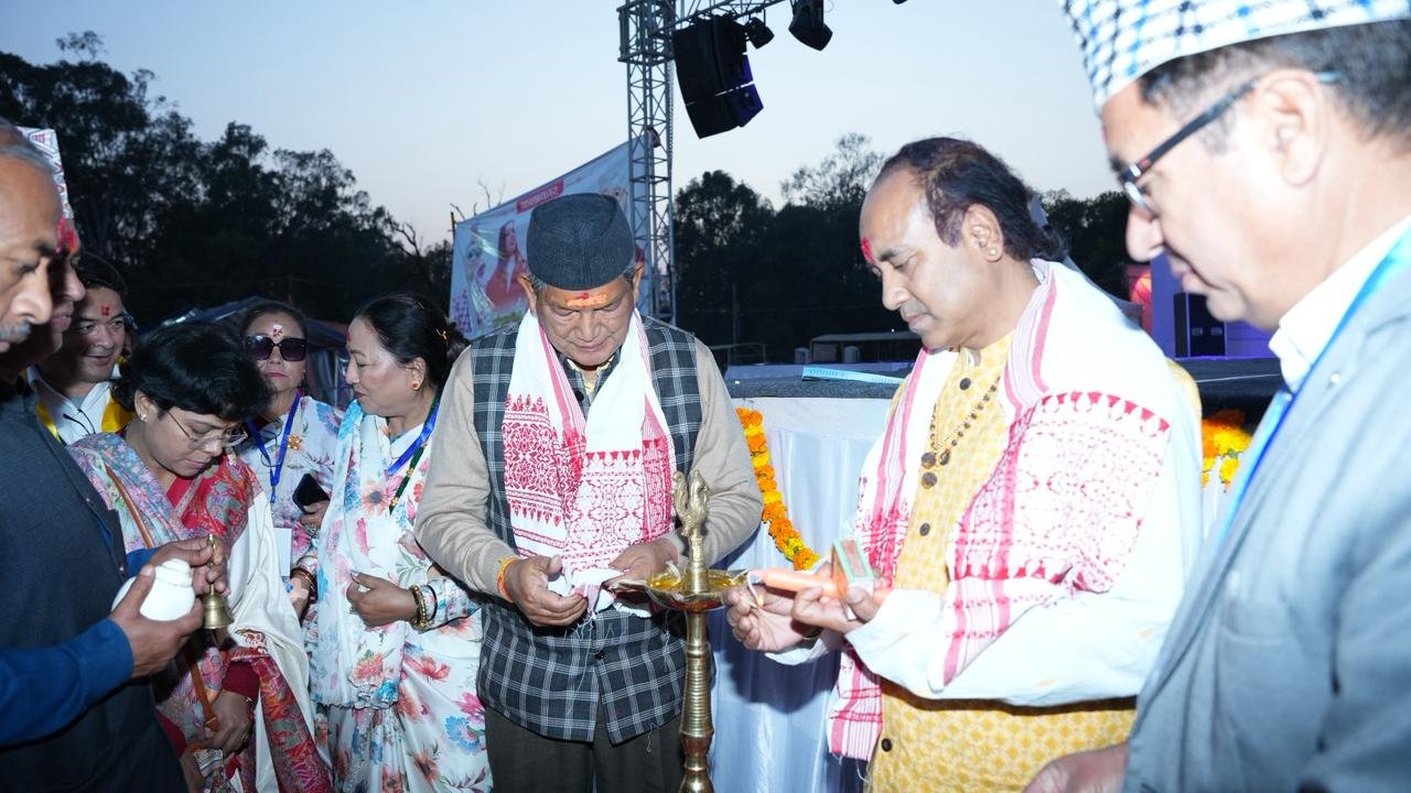 पूर्व मुख्यमंत्री हरीश रावत ने देहरादून में किया गोरखा हिमालियन फेस्टिवल का उद्घाटन