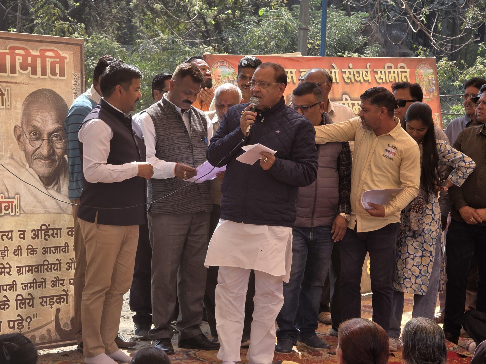 ऋषिकेश के बापूग्राम को लेकर सरकार की घेराबंदी, नेता प्रतिपक्ष यशपाल आर्य ने विधानसभा में मुद्दा उठाने की कही बात