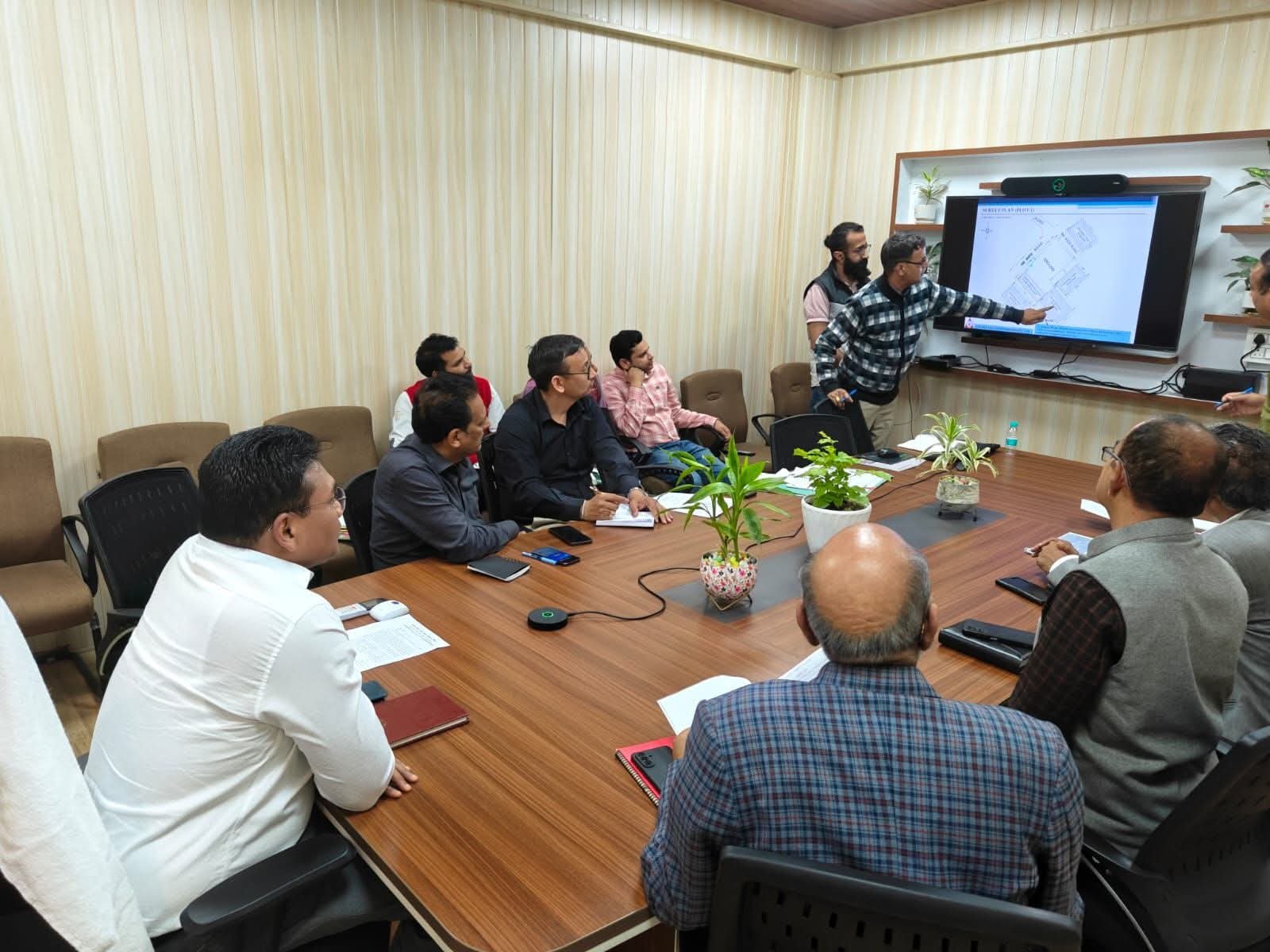 नैनीताल में झीलों को आकर्षक बनाने के लिए पहल