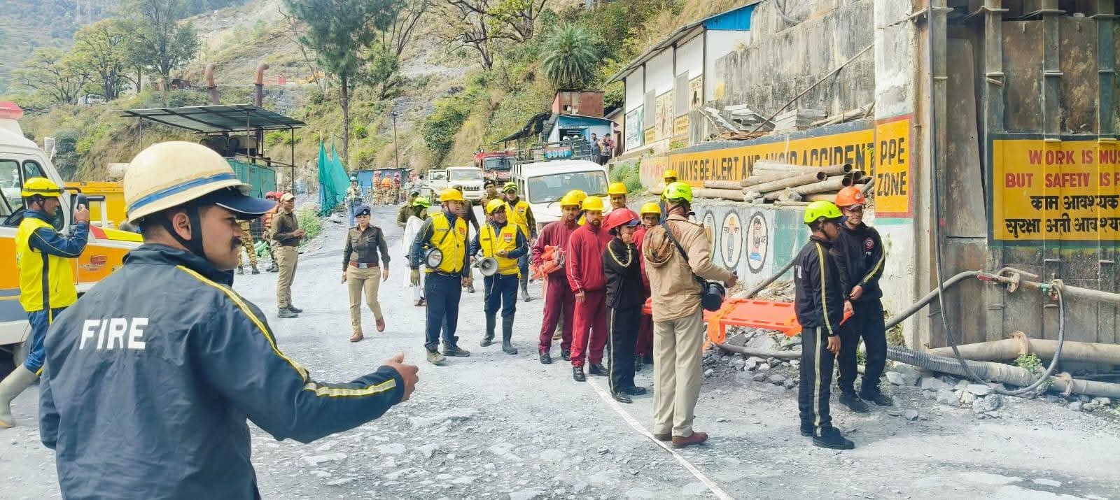 आपदा प्रबंधन की तैयारियां परखने के लिए चमोली में मॉक ड्रिल