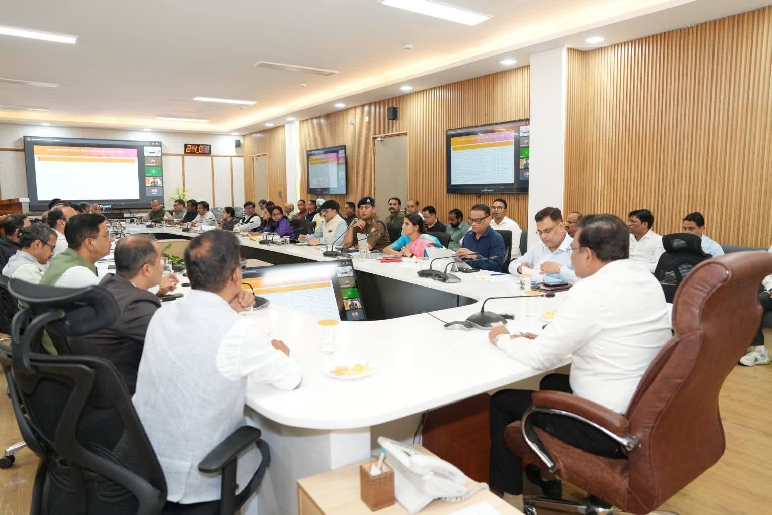 मुख्य सचिव ने हरिद्वार कुंभ से जुड़े काम अक्टूबर 2026 तक पूरे करने का दिया निर्देश