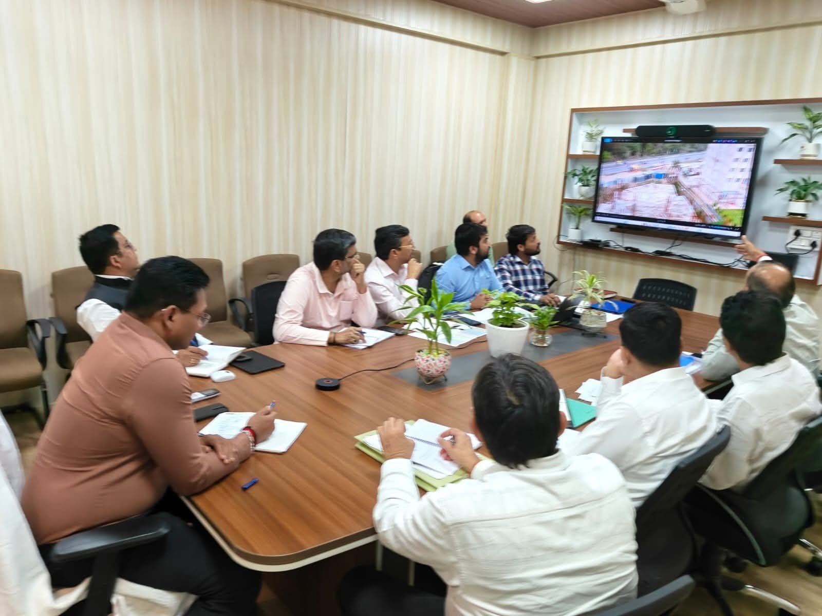 हरिद्वार में पीएम यूनिटी मॉल का निर्माण तेज, शहरी विकास सचिव ने की समीक्षा