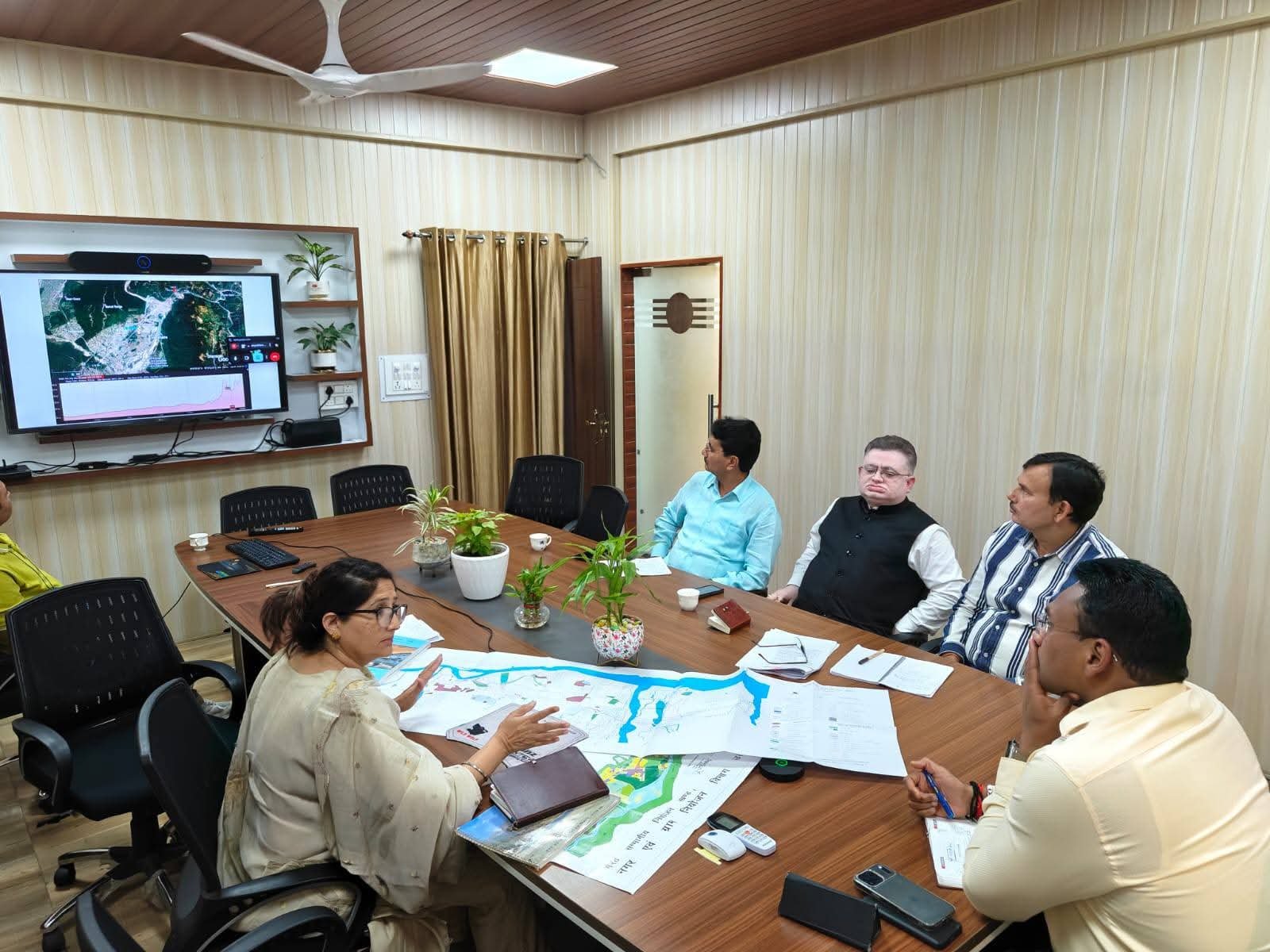 ऋषिकेश महायोजना का काम तेज करने पर फोकस