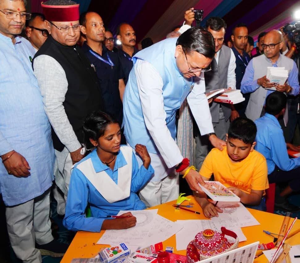 सीएम धामी ने किया दून बुक फेस्टिवल का शुभारंभ