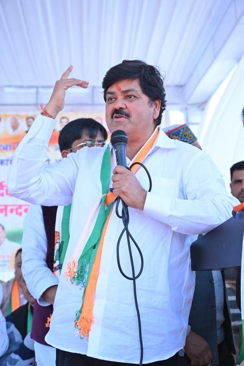 रसोई गैस के संकेट को लेकर गणेश गोदियाल ने उठाए सवाल, सरकार से मांगा जवाब