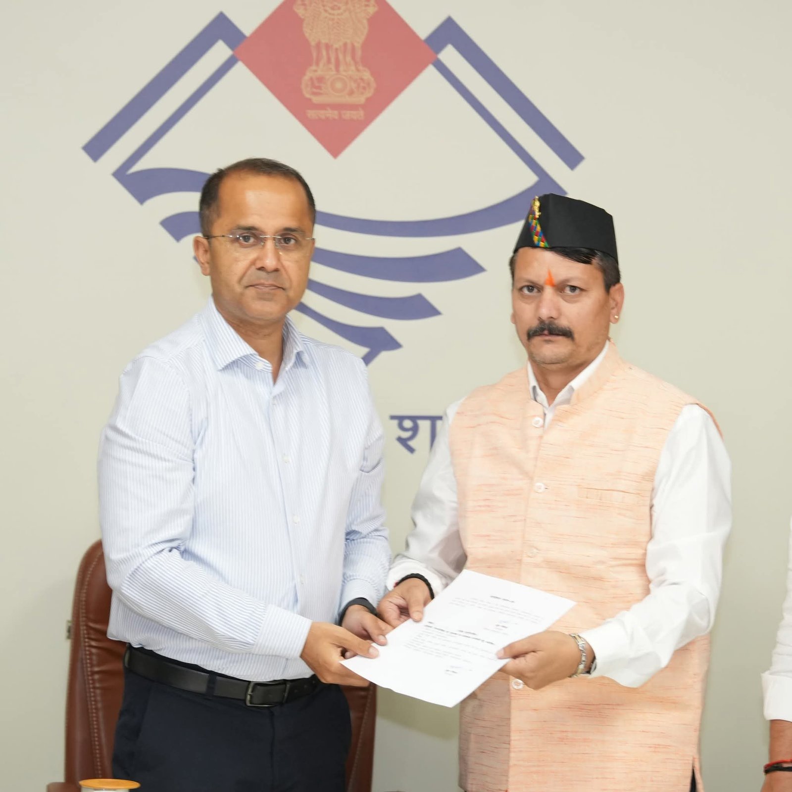 ध्रुव रौतेला की शैलेश बगौली से मुलाकात