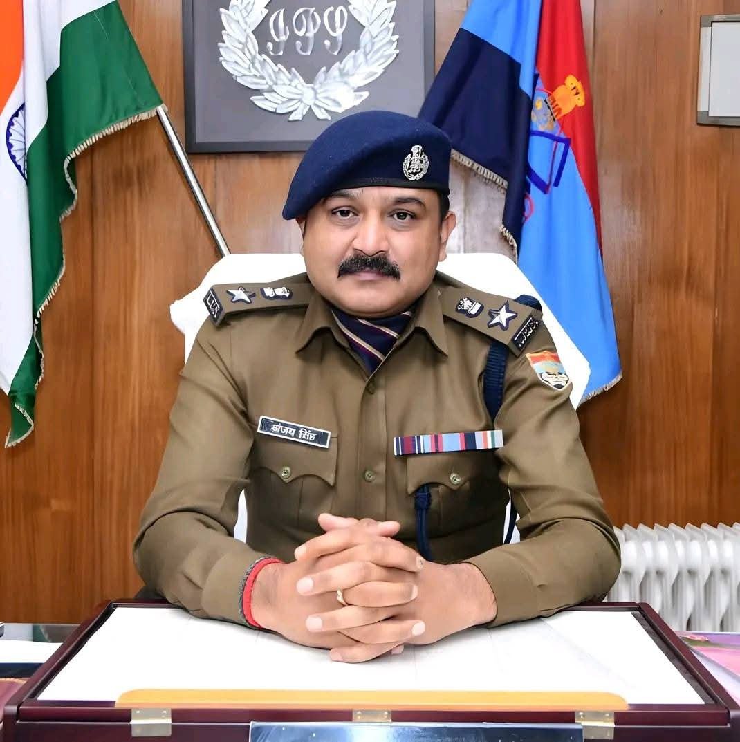 चारधाम हेली बुकिंग के नाम पर फर्जीवाड़ा करने वालों पर STF ने कसी नकेल, 180 सोशल मीडिया लिंक किए ब्लॉक