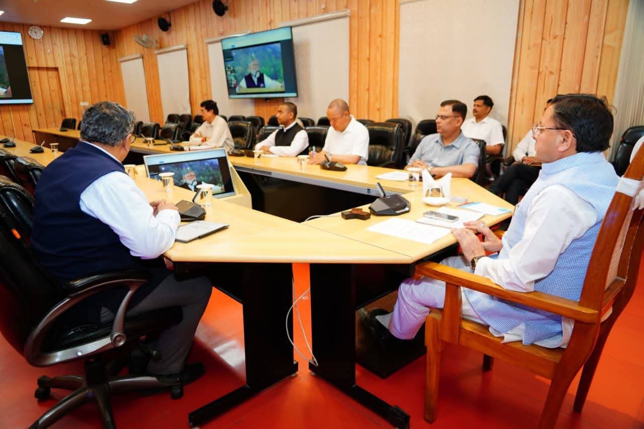 CM धामी ने चारधाम यात्रा को प्लास्टिक फ्री बनाने के लिए दिए निर्देश