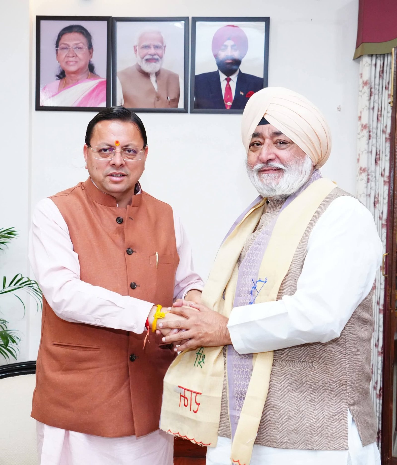 20 मई को खुलेंगे हेमकुंड साहिब के कपाट, प्रबंधन ट्रस्ट के अध्यक्ष की सीएम धामी से मुलाकात