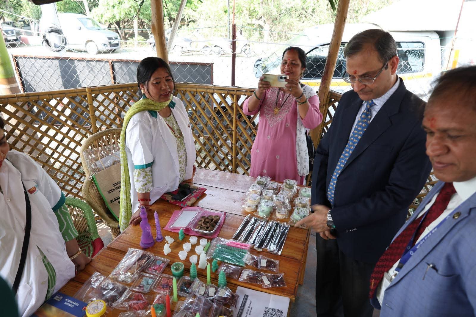 देहरादून में आरबीआई के गवर्नर ने किया ये काम