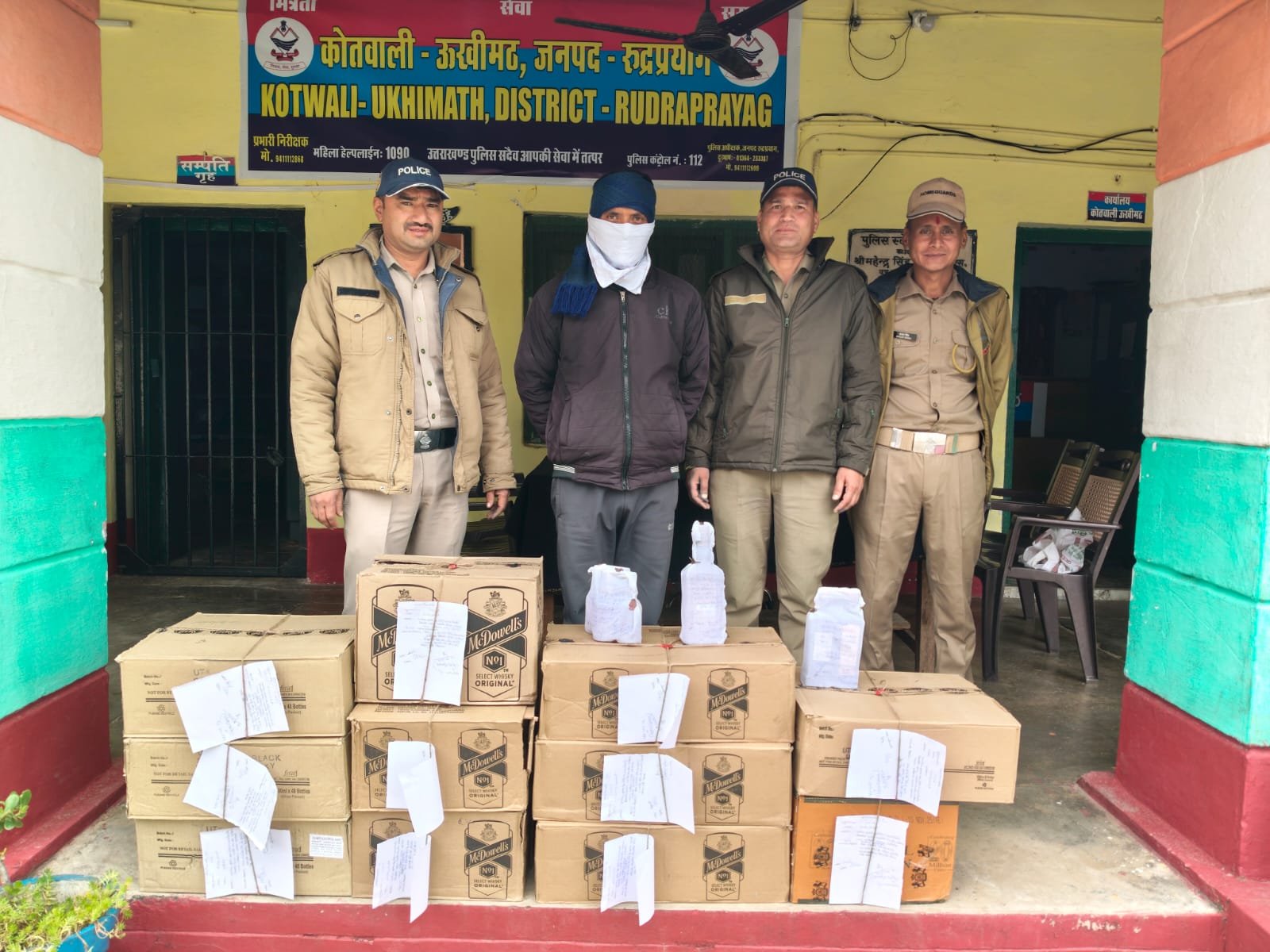 रुद्रप्रयाग में ऑपरेशन प्रहार, पुलिस कुछ गिरफ्त में शराब तस्कर