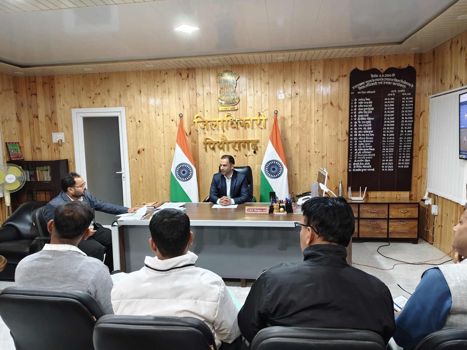 पिथौरागढ़ में बिना ऑनलाइन बुकिंग/डीएसी नंबर नहीं मिलेगा गैस सिलेंडर