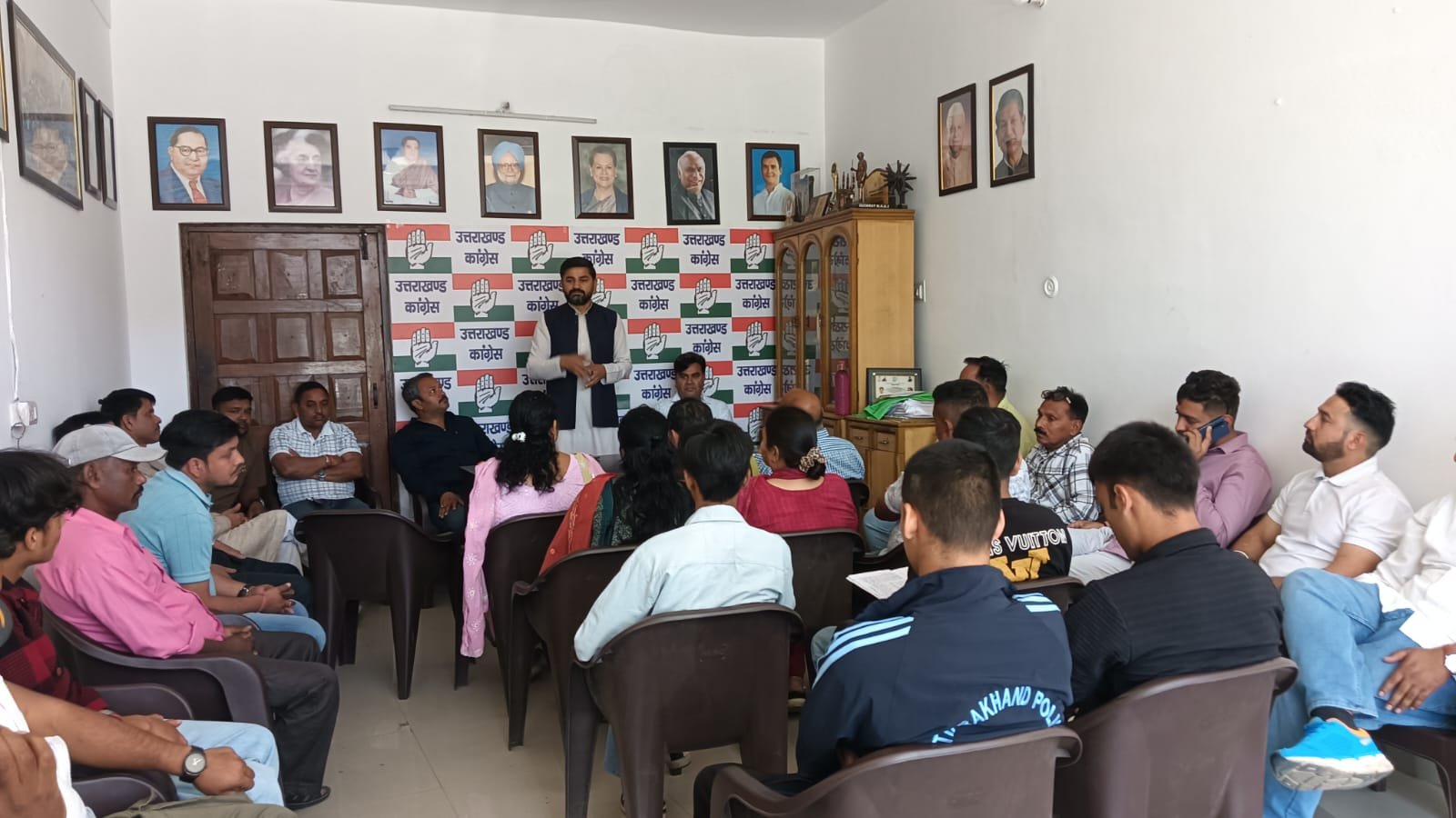 कुमारी सैलजा के देहरादून दौरे की तैयारियां तेज, परवादून कांग्रेस ने की समीक्षा बैठक