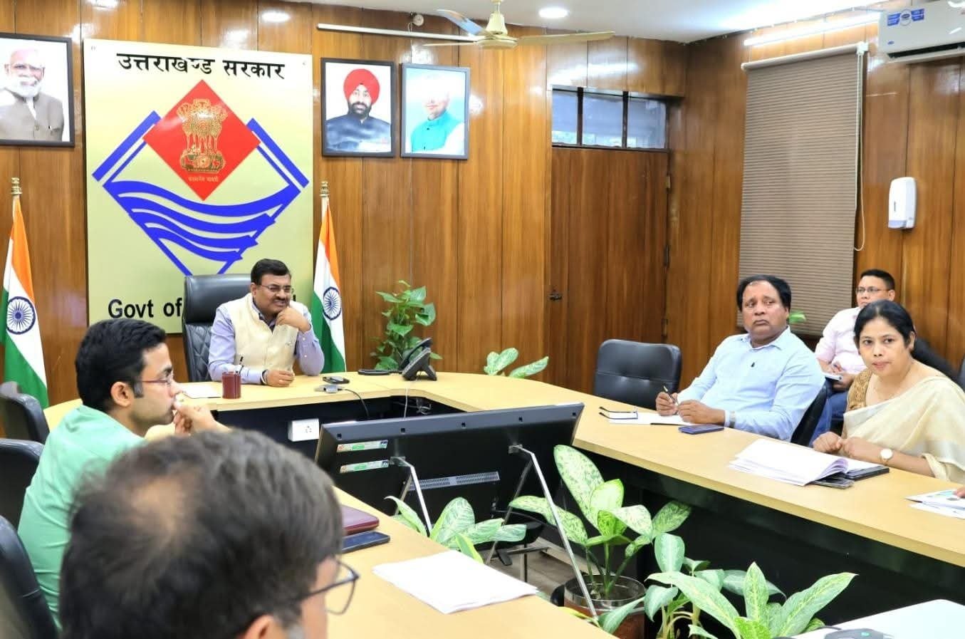 जल संरक्षण के मुद्दे पर गठित समिति की बैठक में मुख्य सचिव के अहम निर्देश