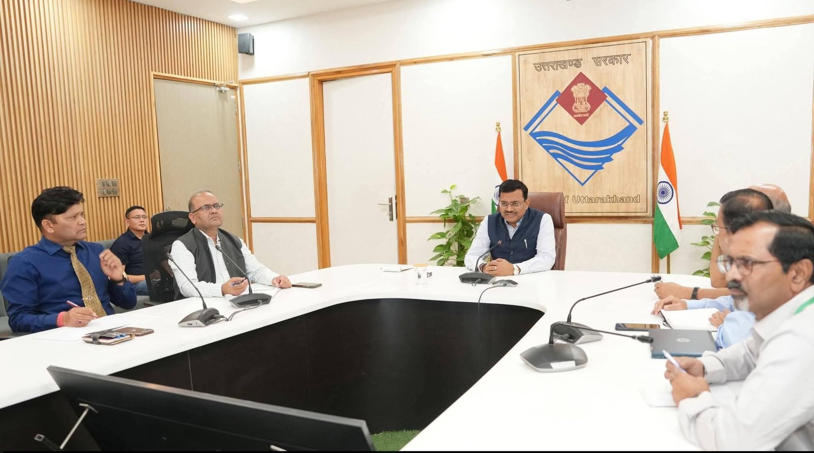 आपदा प्रबंधन से जुड़े मसलों को लेकर मुख्य सचिव की बैठक