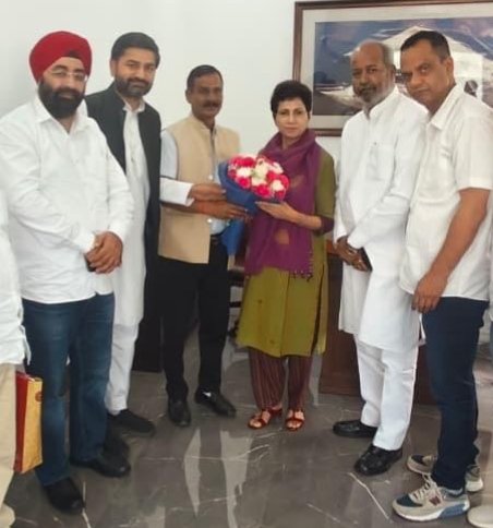 उत्तराखंड कांग्रेस के जिलाध्यक्षों का प्रतिनिधिमंडल कुमारी सैलजा से मिला, संगठनात्मक पहलुओं पर चर्चा