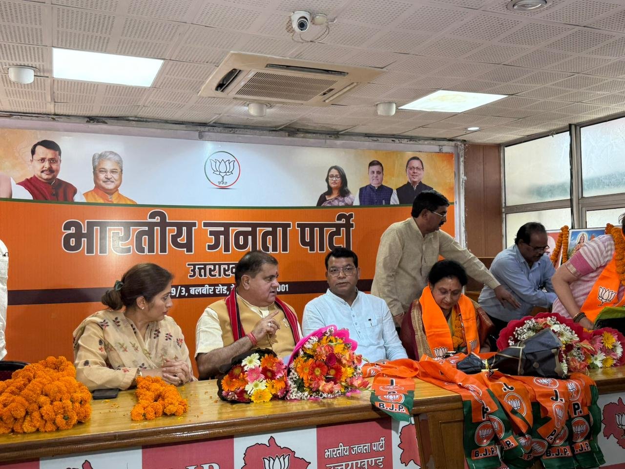 बीजेपी का कुनबा बढ़ा, दीप्ति रावत बोलीं पीएम मोदी की नीतियों पर मातृ शक्ति को भरोसा