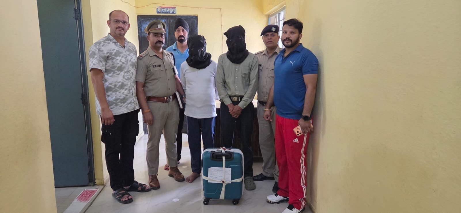 काठगोदाम में 10 लाख की चरस के साथ 2 तस्कर गिरफ्तार, एसटीएफ ने लिया एक्शन