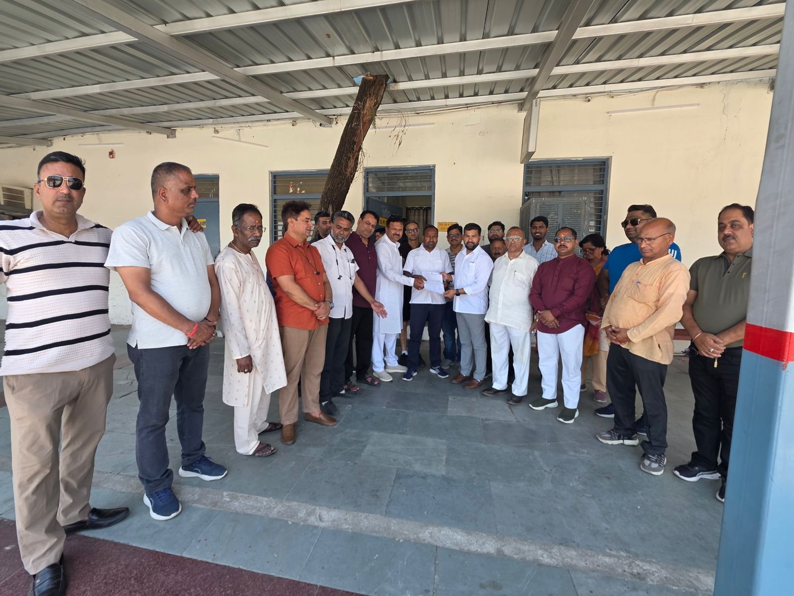 ऋषिकेश में कांग्रेस ने व्यापारियों का मुद्दा उठाया, ट्रेनों का संचालन बढ़ाने की मांग