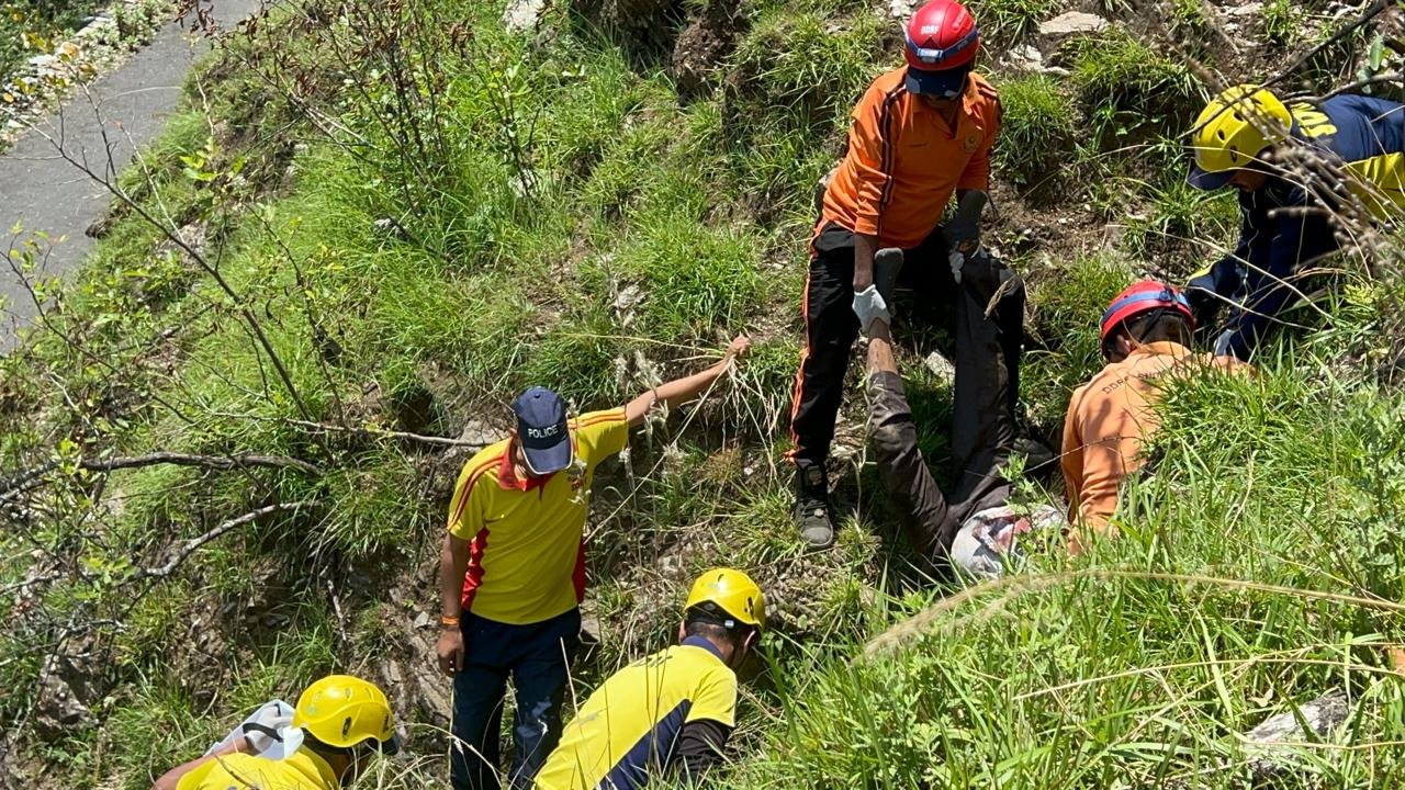 रुद्रप्रयाग में सड़क हादसा, 3 लोगों की मौत