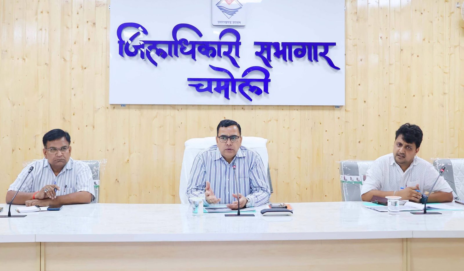 नंदा देवी राजजात यात्रा को सफल बनाने के लिए  चमोली में समीक्षा बैठक