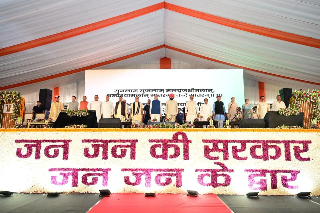 धामी के बतौर सीएम 5 साल ऋषिकेश में भव्य कार्यक्रम, राज्यपाल भी हुए शामिल