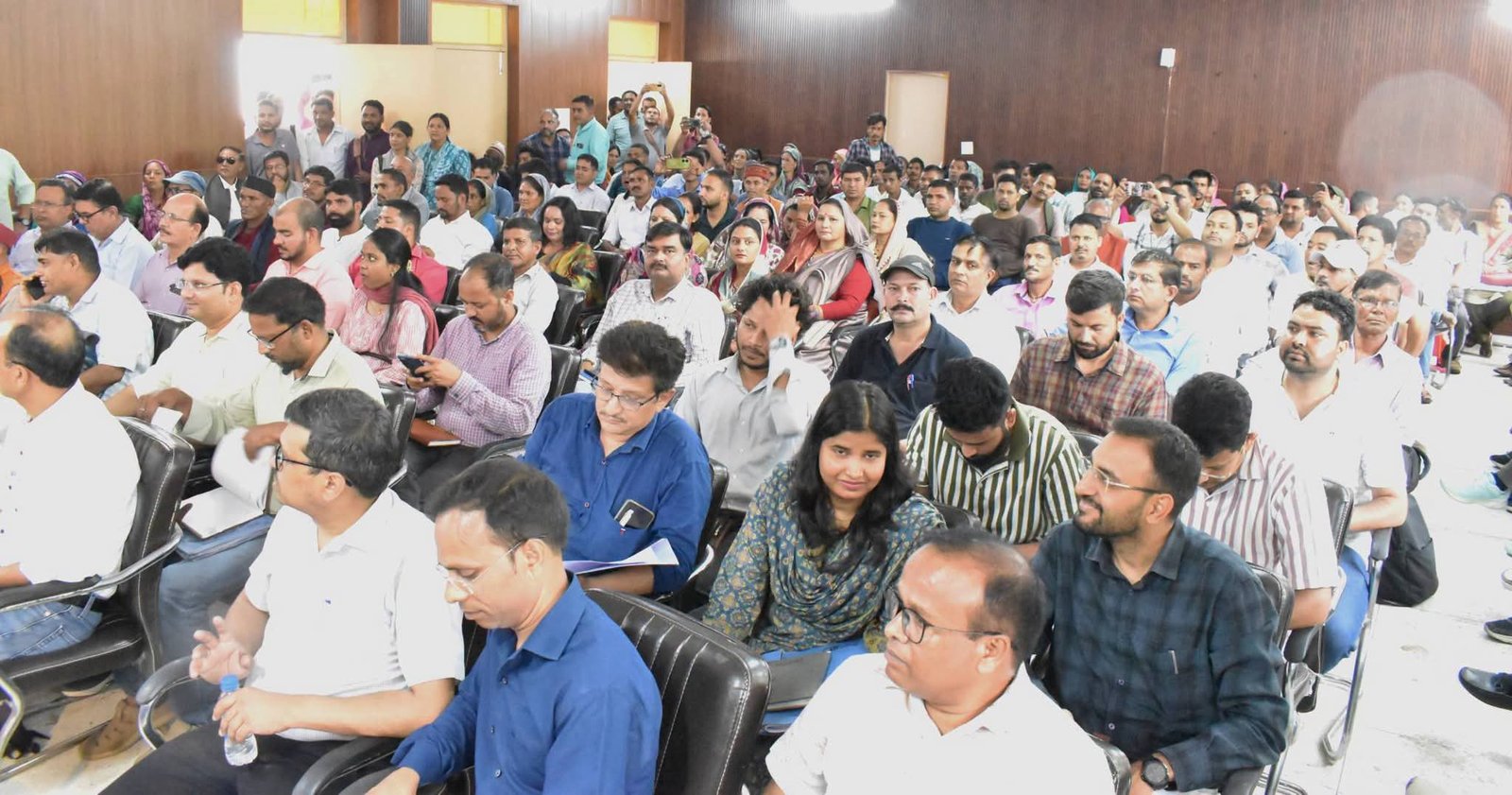 नारायणबगड़ में सेवा सुशासन शिविर के दौरान सुनीं गई लोगों की समस्याएं