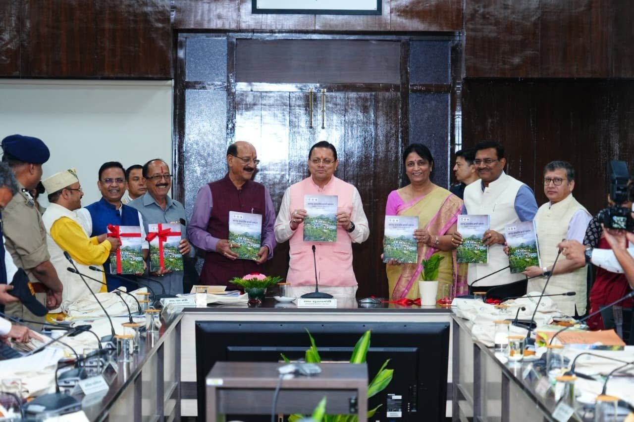 सीएम धामी ने ली बाघ संचालन समिति की बैठक