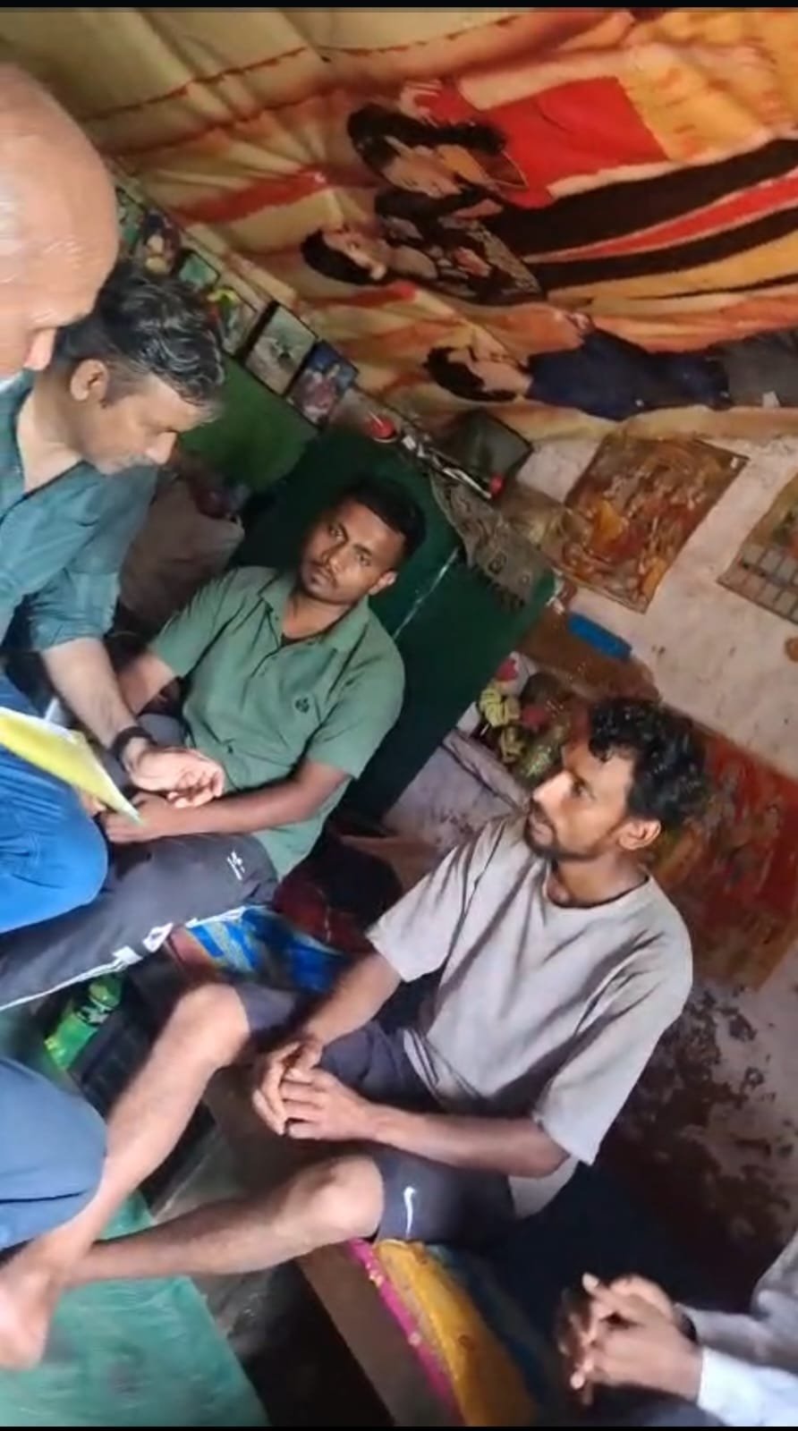 कोठली गांव पहुंचा लेफ्ट का प्रतिनिधिमंडल, मृतक रामपाल के परिजनों से की मुलाकात, इंसाफ की लड़ाई में साथ देने का भरोसा, फरवरी में हुई थी रामपाल की हत्या
