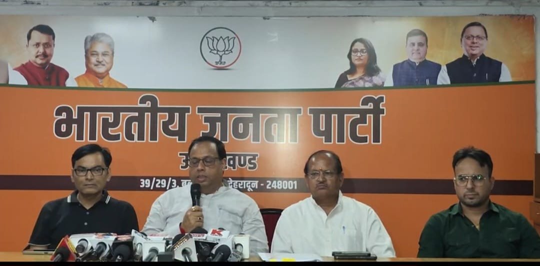 बीकेटीसी अध्यक्ष हेमंत द्विवेदी का गणेश गोदियाल पर पलटवार, आरोपों को बताया शर्मनाक कामों से ध्यान बांटने की कोशिश