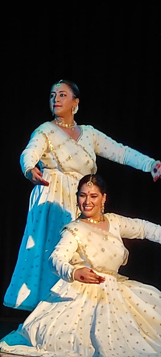 उत्तराखंड की बेटी दामिनी बिष्ट ने दिल्ली में दी कथक की शानदार प्रस्तुति, भारतीय सभ्यता और संस्कृति का दिखा अद्भुत संगम