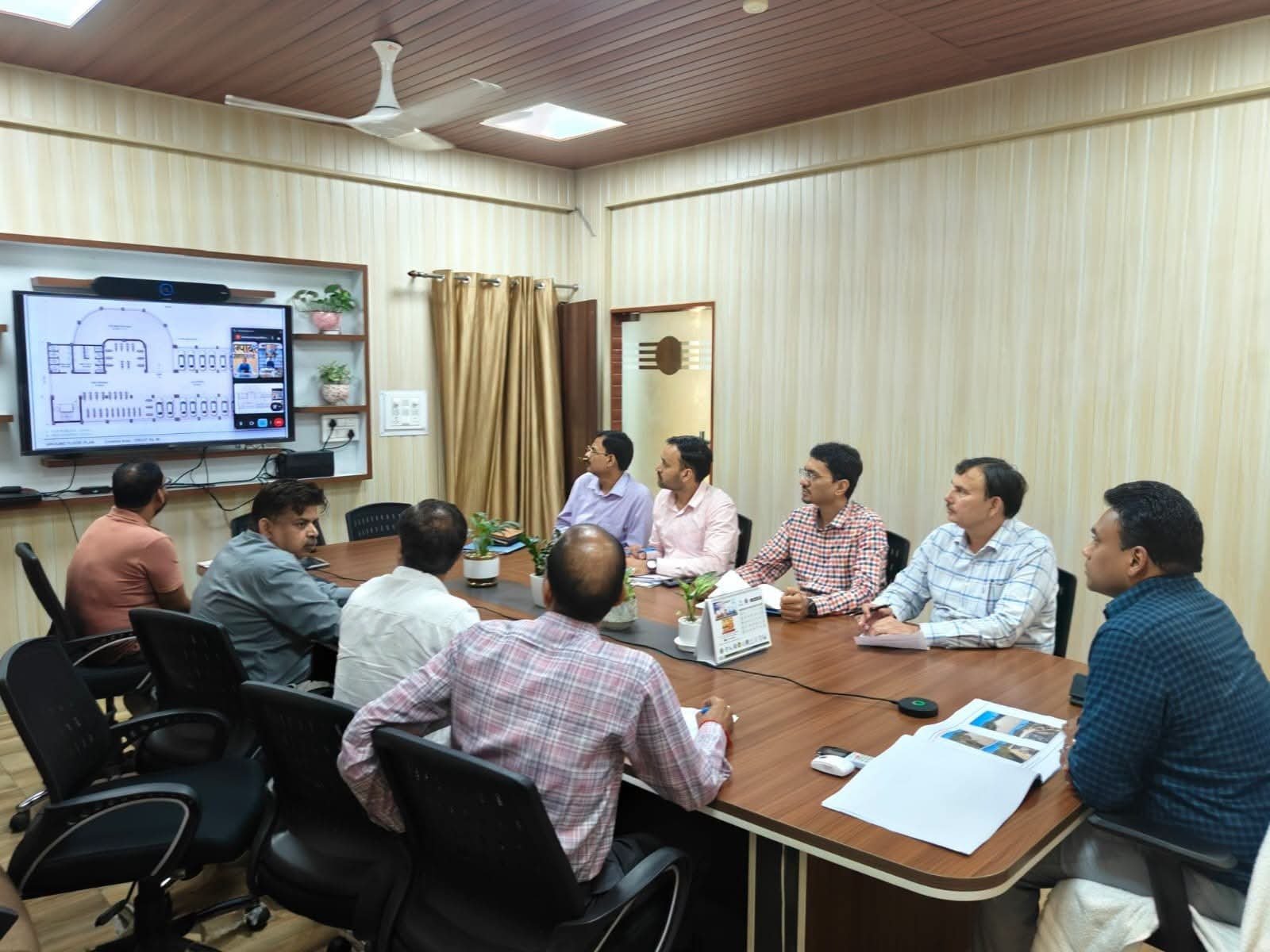 रुद्रप्रयाग के प्रभारी सचिव ने ऑनलाइन की केदारनाथ यात्रा की व्यवस्थाओं की समीक्षा