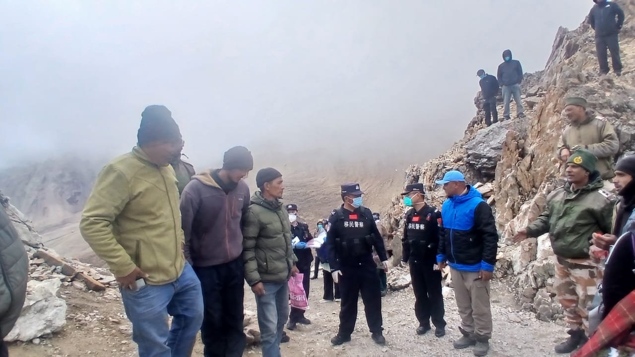 भारत चीन सीमा व्यापार का आगाज, पहला दल हुआ रवाना