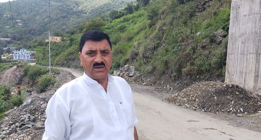 टिहरी में आयुष अस्पताल का मुद्दा बना बीजेपी के गले की फांस, कांग्रेस ने लगाया भ्रष्टाचार का आरोप