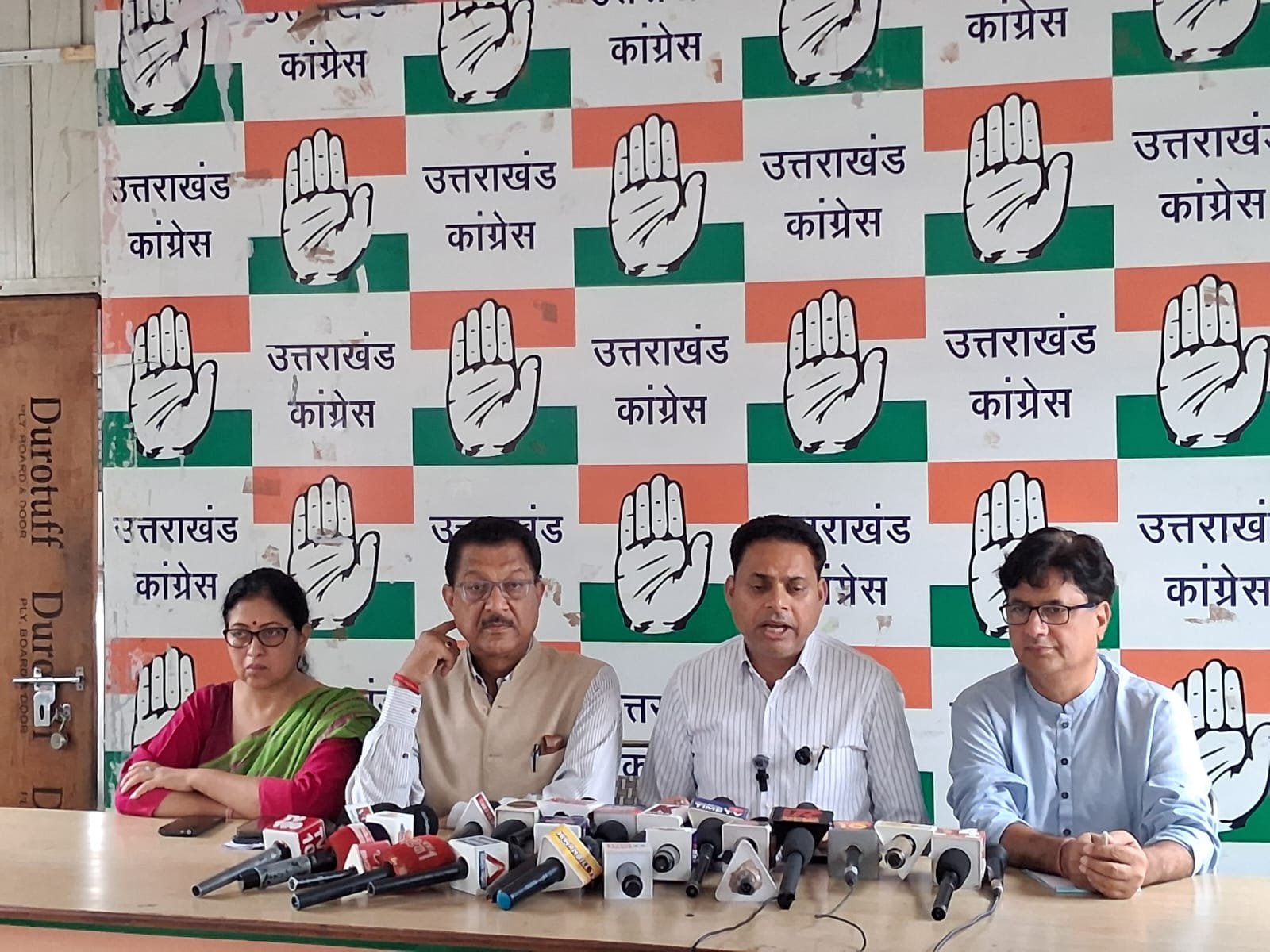 उत्तराखंड कांग्रेस की चुनावी कसरत, घोषणा पत्र को 5 प्वाइंट पर फोकस रखने की रणनीति