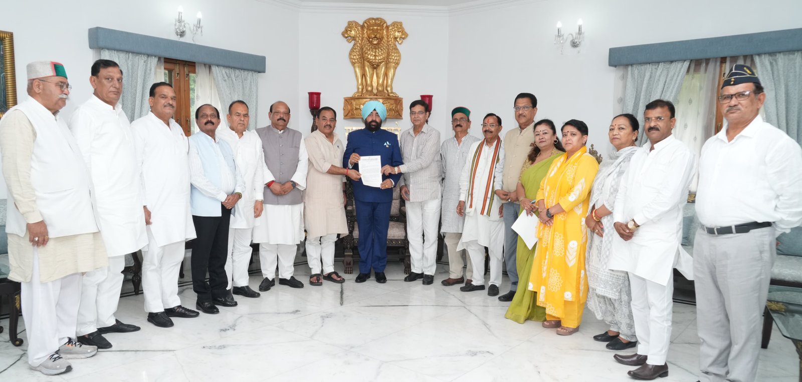 मल्लिकार्जुन खरगे की रैली के बाद हुए शुद्धिकरण का मामला लोकभवन पहुंचा, कांग्रेस ने राज्यपाल को सौंपा ज्ञापन, निष्पक्ष जांच और कड़ी कार्रवाई की मांग