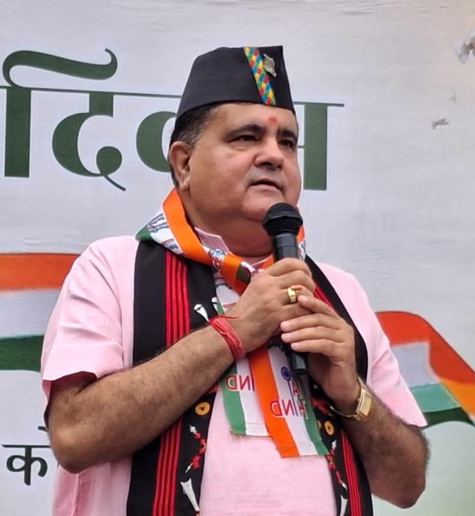 अडाणी की कंपनी के साथ बिजली वाला करार, कांग्रेस के आरोपों पर महेंद्र भट्ट का पलटवार