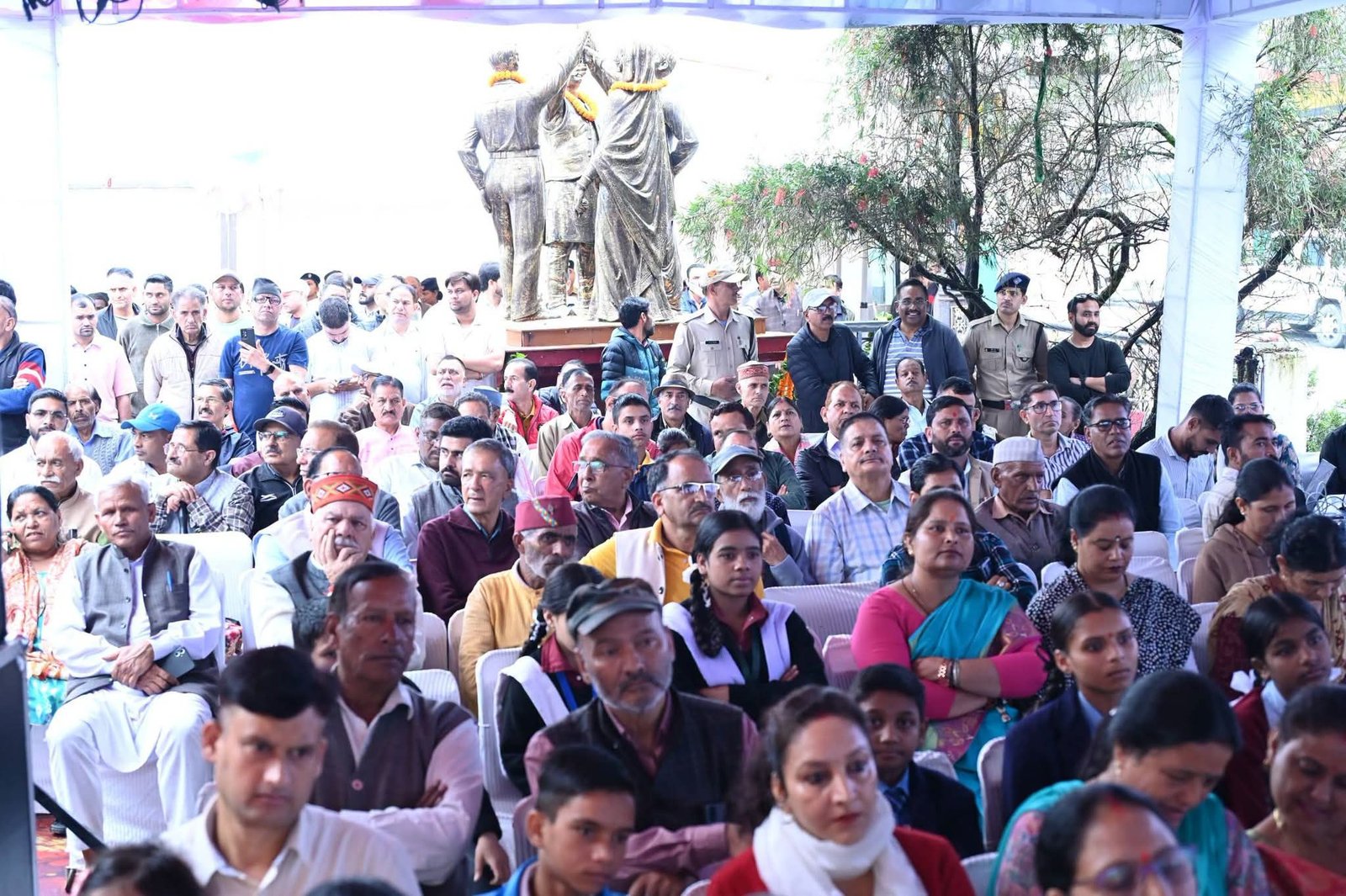 मुख्यमंत्री पुष्कर सिंह धामी ने मसूरी गोलीकांड के शहीदों को दी श्रद्धांजलि