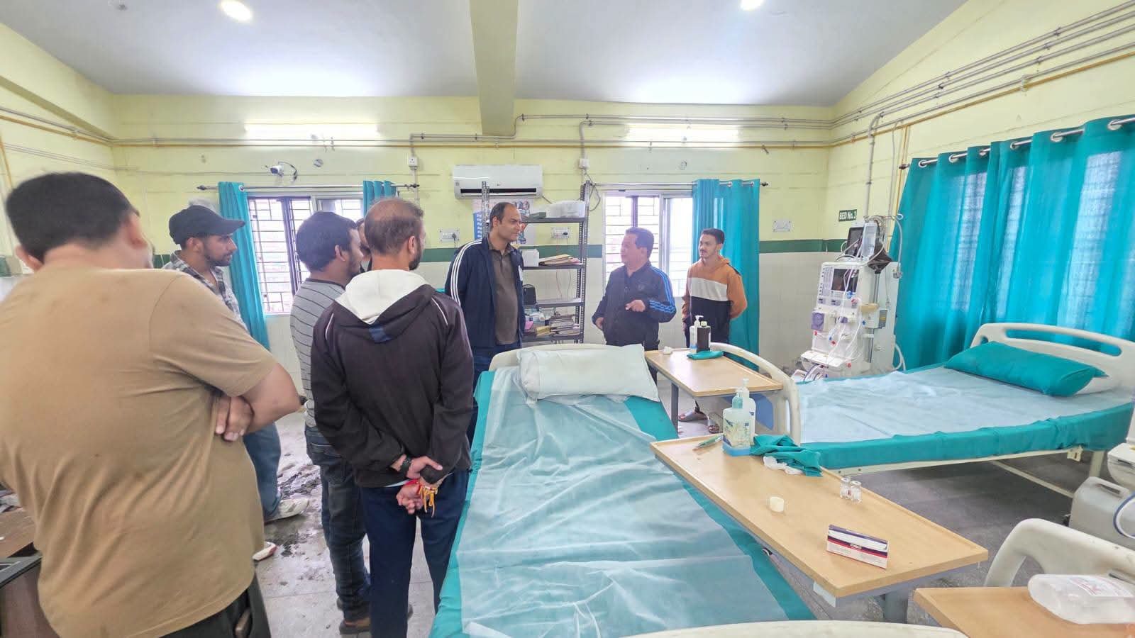 डीएम चंपावत ने किया जिला अस्पताल का औचक निरीक्षण