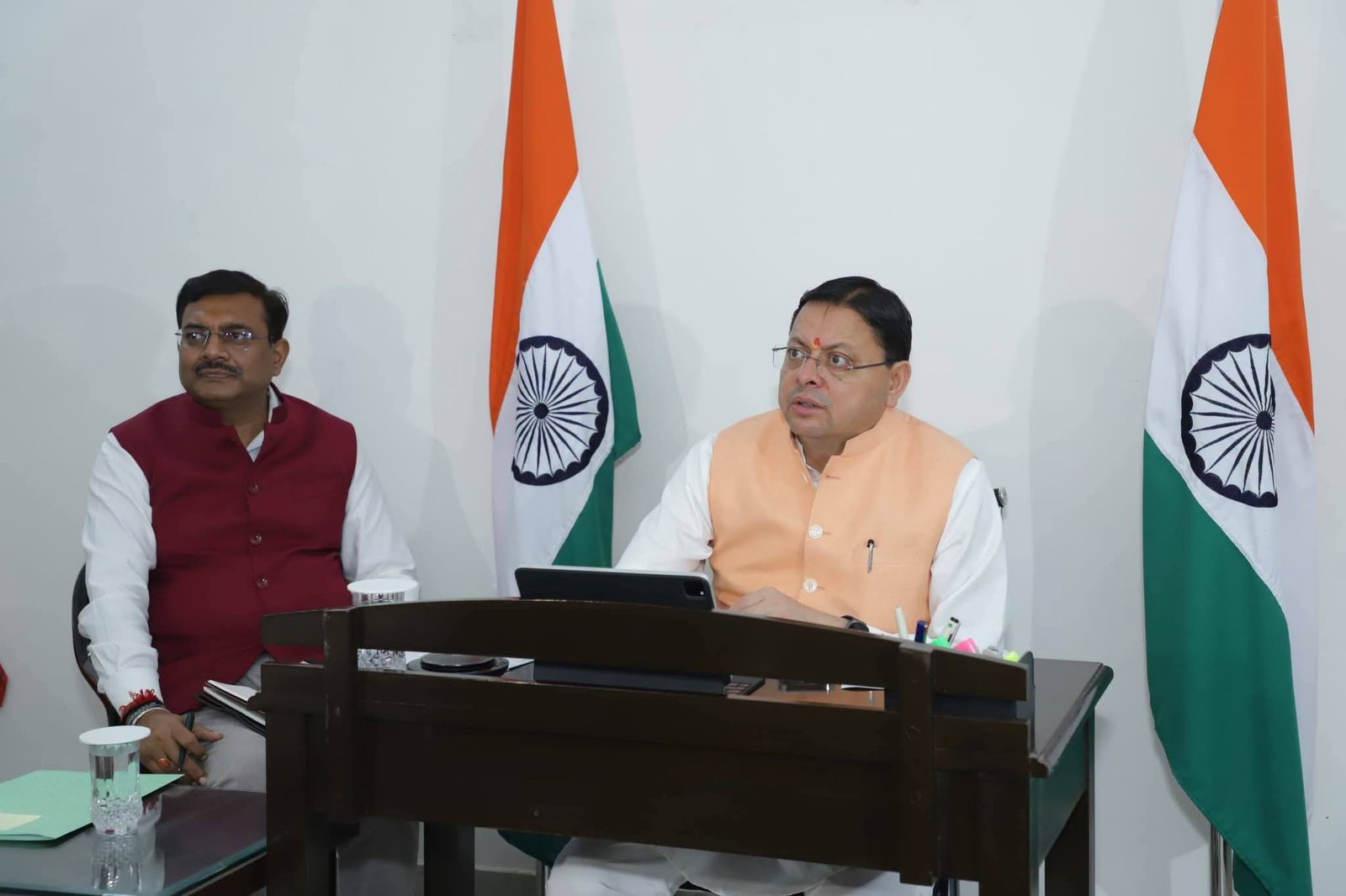 सीएम धामी ने चारधाम यात्रा व्यवस्था की समीक्षा की