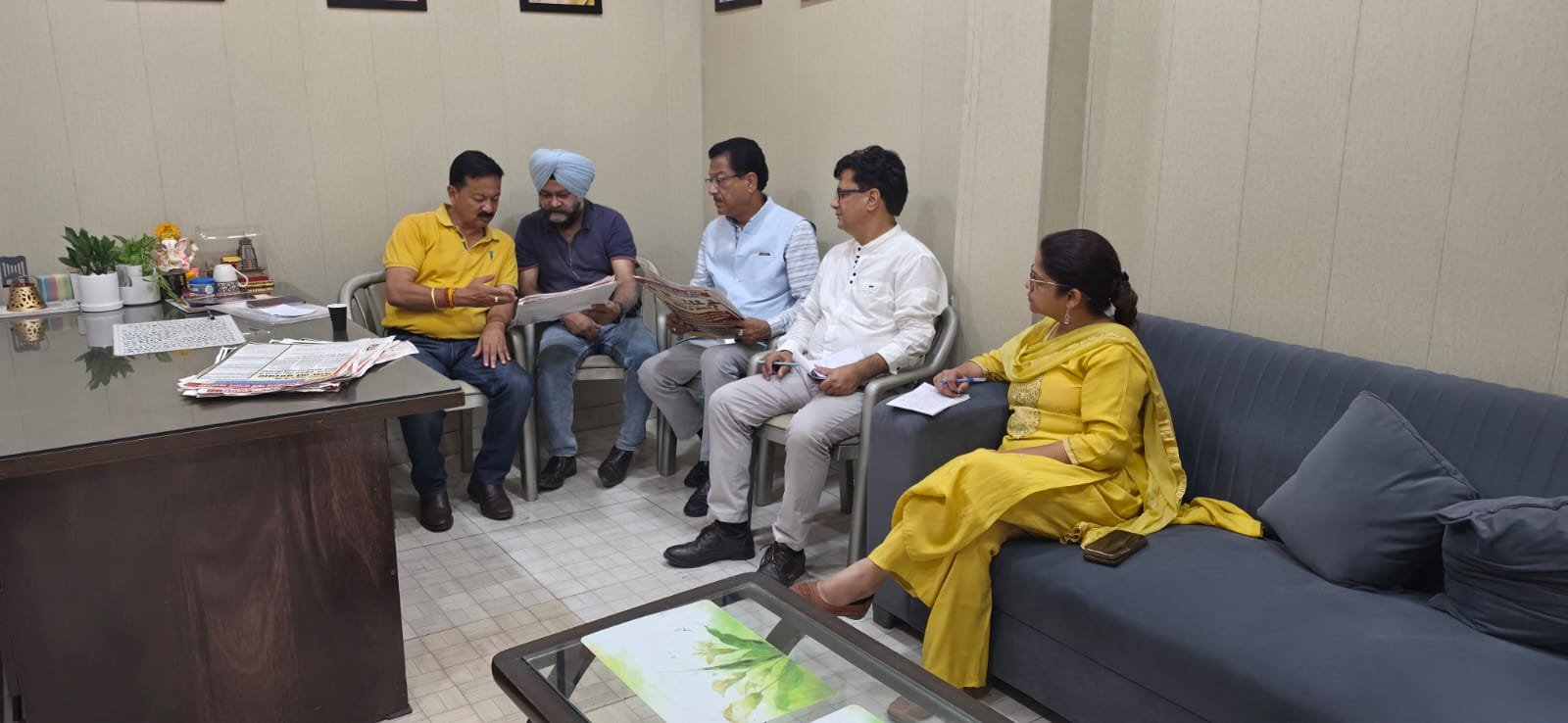 उत्तराखंड कांग्रेस चार्जशीट कमेटी की पहली बैठक, बीजेपी को घेरने का प्लान