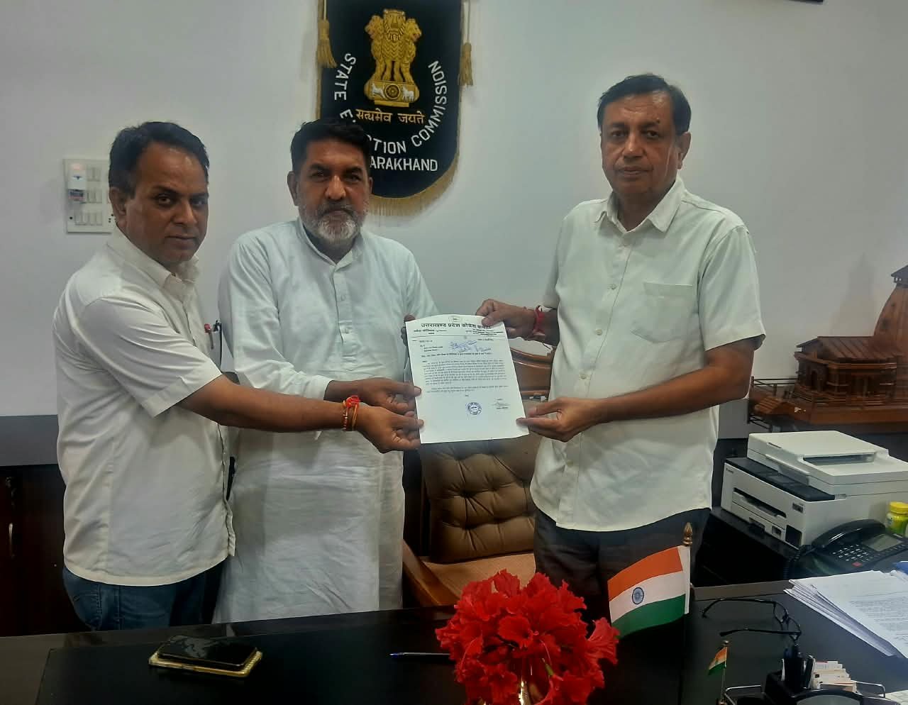 किच्छा में नगरपालिका चुनाव के दौरान बवाल, कांग्रेस ने राज्य निर्वाचन आयोग से की शिकायत, मतपेटियों की सुरक्षा का उठाया मुद्दा