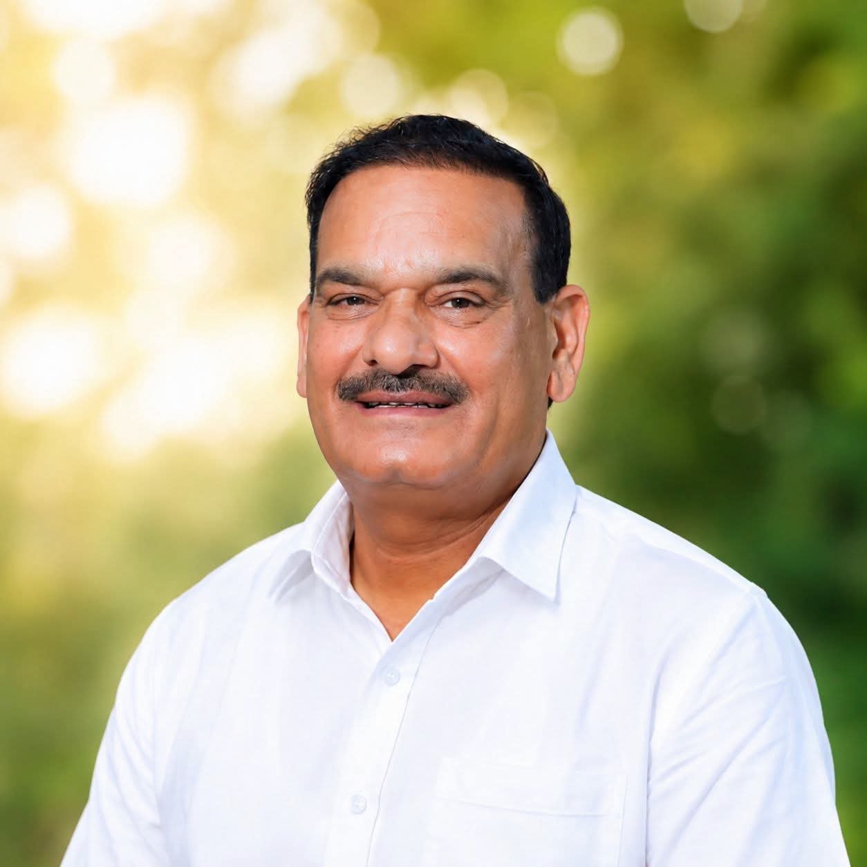 कांग्रेस अनुशासन समिति के अध्यक्ष विक्रम सिंह नेगी ने पार्टी के बड़े नेताओं के खिलाफ सोशल मीडिया पर अनर्गल कमेंट और पोस्ट ना करने की थी हिदायत
